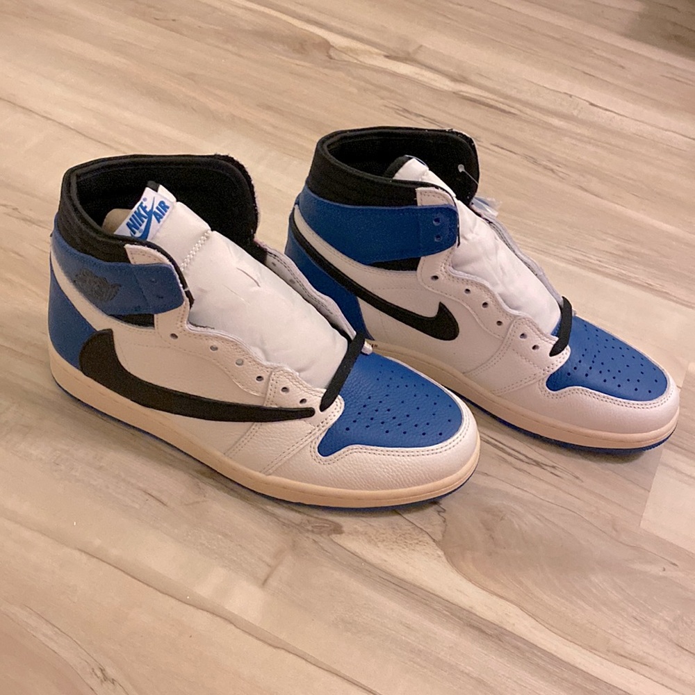 Fragment x Travis Scott Jordan 1 High OG SP